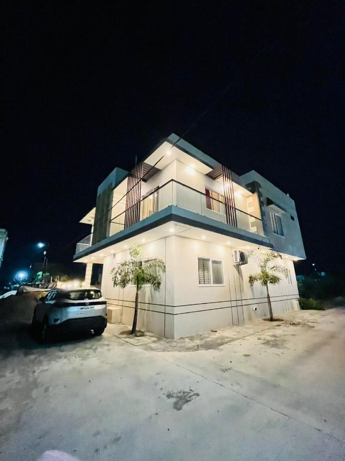 Shyam Sudha Home Stay 우자인 외부 사진